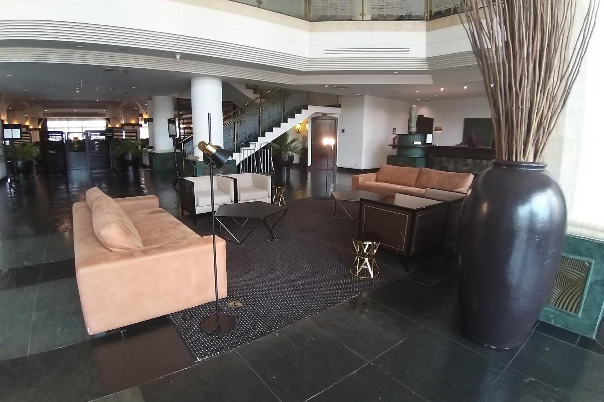 Hotel Alvalade Luanda Exterior foto