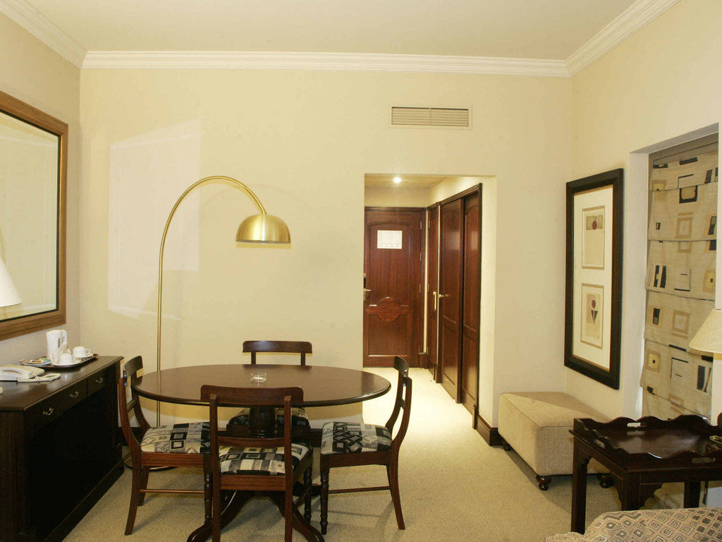Hotel Alvalade Luanda Exterior foto